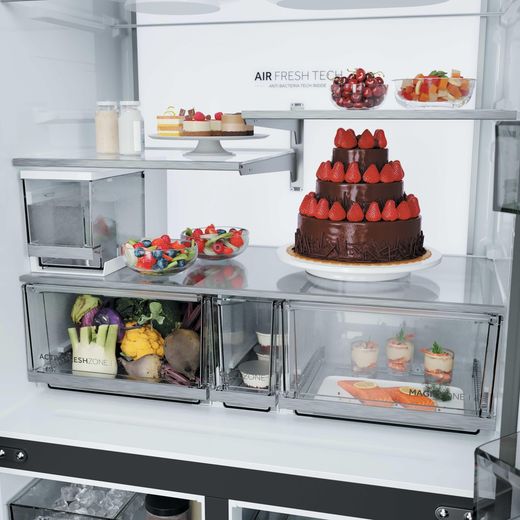 Haier Horizon American Fridge Freezer - Obsidian Steel - Internal shot